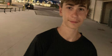 Meet Efthymios Savvidis: The 15-Year-Old Entrepreneur Making Thousands Of Dollars On Instagram